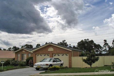 63 Springvale Cct, Cameron Park, NSW 2285