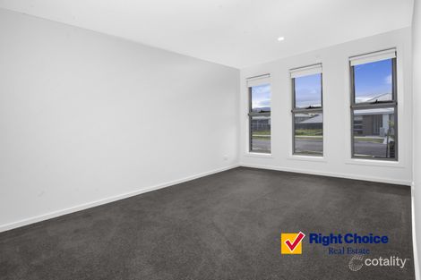 Property photo of 10 Starling Drive Calderwood NSW 2527