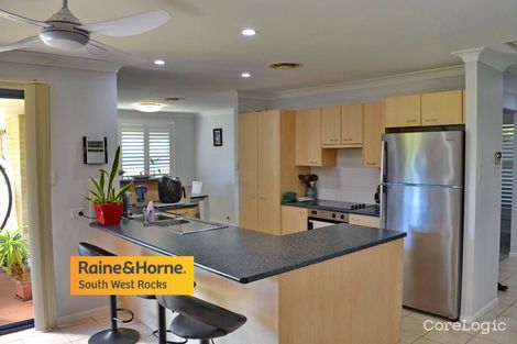 Property photo of 32 Peter Mark Circuit South West Rocks NSW 2431