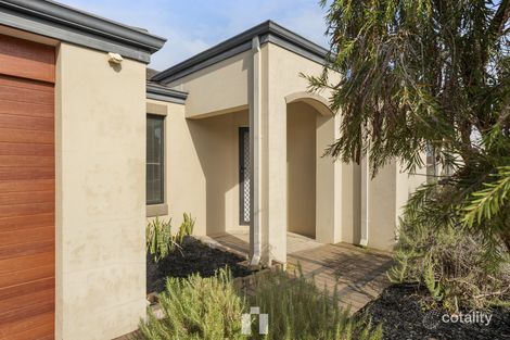 Property photo of 5 Lea Wynd Lakelands WA 6180