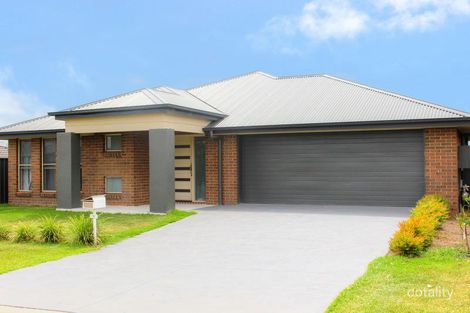 Property photo of 11 Wattlebird Avenue Cooranbong NSW 2265
