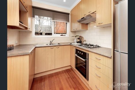Property photo of 15/38 Holyrood Street Hampton VIC 3188