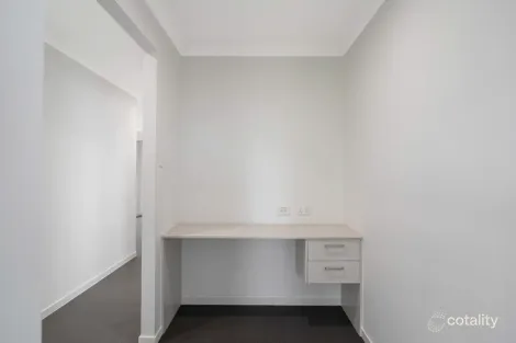 Property photo of 7 Strata Circuit Yarrabilba QLD 4207
