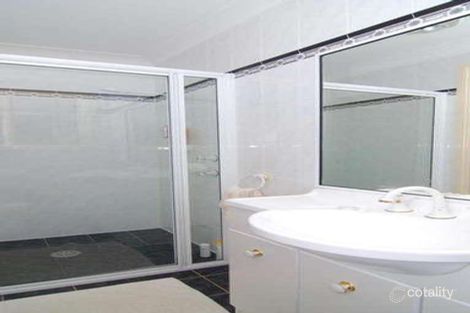 Property photo of 10 Willow Grove Place Goulburn NSW 2580