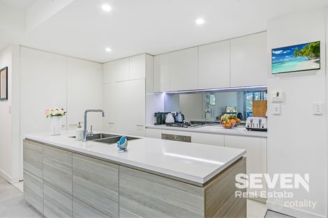 Property photo of 203/13 Waterview Drive Lane Cove NSW 2066