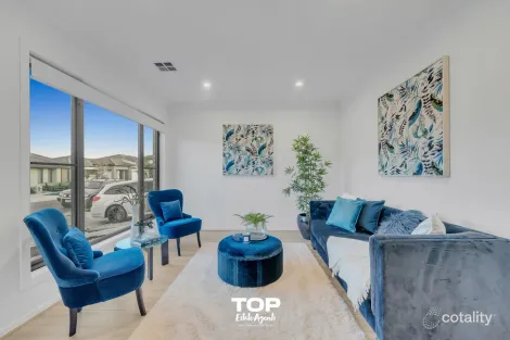 Property photo of 36 Thredbo Crescent Clyde VIC 3978