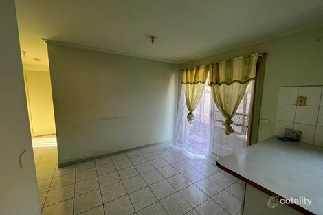 2/222 Biggs St, St Albans, VIC 3021