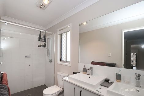 Property photo of 13 Sovereign Drive Deebing Heights QLD 4306
