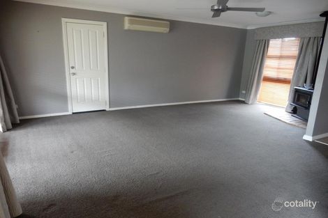 Property photo of 48 Manooka Crescent Bradbury NSW 2560