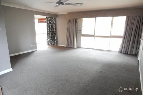 Property photo of 48 Manooka Crescent Bradbury NSW 2560