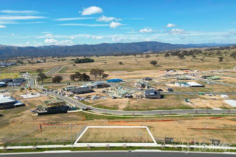 Property photo of 35 Reginald Road Googong NSW 2620