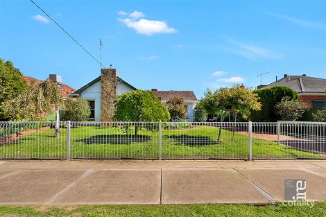 Property photo of 37 Swan Street Wangaratta VIC 3677