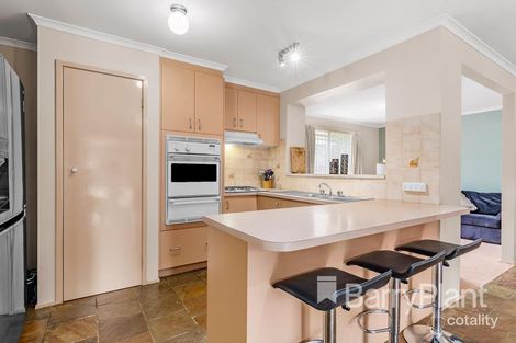 Property photo of 3 Corbin Place Mill Park VIC 3082