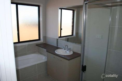 Property photo of 12 Debbie Court Oakey QLD 4401