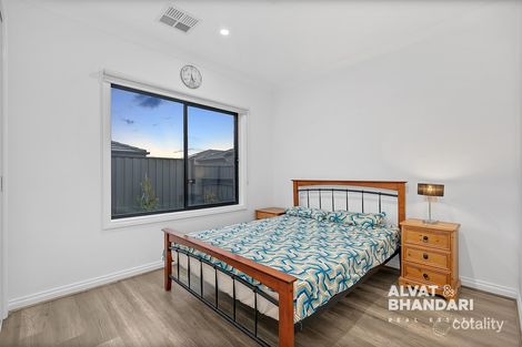 Property photo of 30 Tucholsky Drive Kalkallo VIC 3064