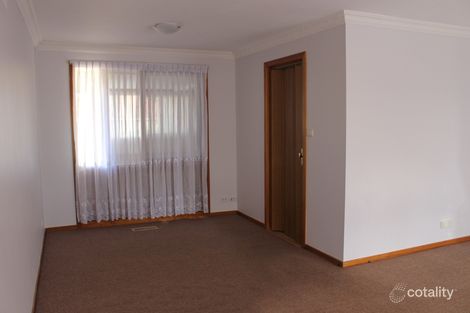 31 Edwards Dr, Altona Meadows, VIC 3028