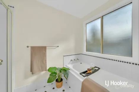 Property photo of 5B Lennon Lodge Lane Coromandel Valley SA 5051