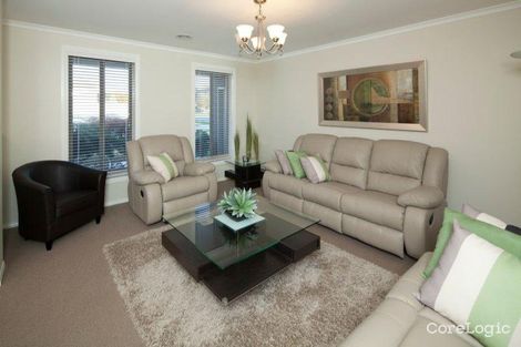 Property photo of 13 Bronson Circuit Cranbourne North VIC 3977