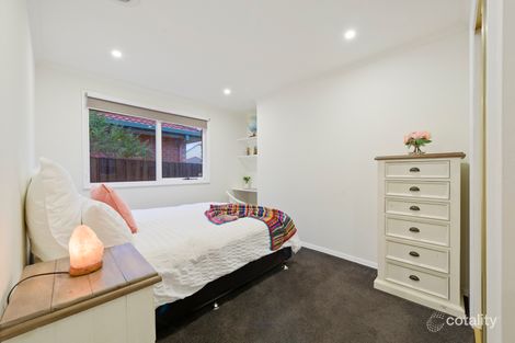 Property photo of 16 Tormorvey Avenue Hillside VIC 3037