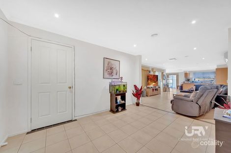 Property photo of 34 Hamilton Hume Parade Craigieburn VIC 3064