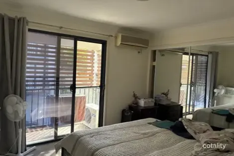 Property photo of 1/291 Moggill Road Indooroopilly QLD 4068
