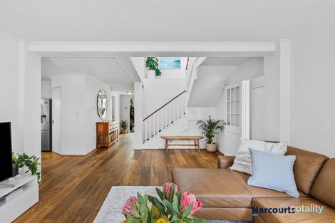 66a Westview St, Scarborough, WA 6019