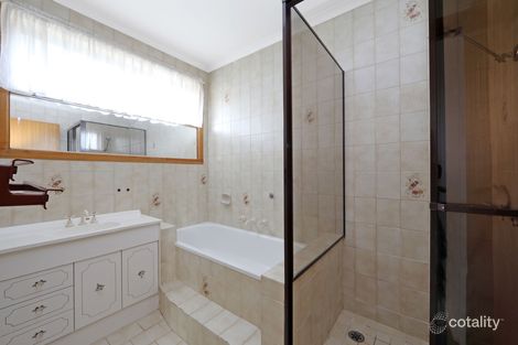 Property photo of 7 Scenic Court Dandenong North VIC 3175