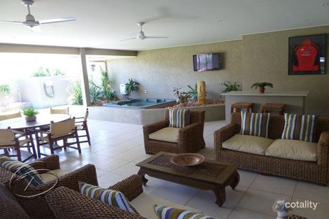 Property photo of 1 St Andrews Place Desert Springs NT 0870