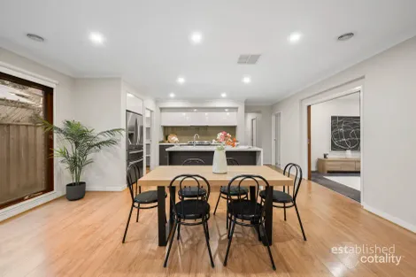 Property photo of 6 Brousard Street Werribee VIC 3030