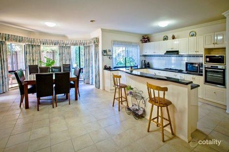 Property photo of 1 Robin Court Doncaster VIC 3108