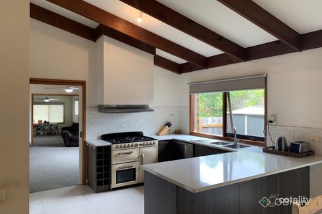 Property photo of 24 Jinchilla Avenue Frankston South VIC 3199