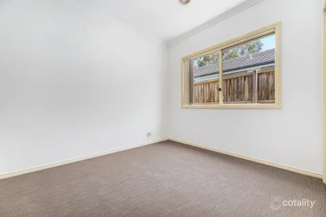 Property photo of 20 Lagoon Row Officer VIC 3809