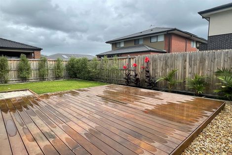Property photo of 10 Dorkings Way Clyde North VIC 3978