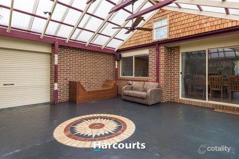 Property photo of 7 Dingle Court Berwick VIC 3806