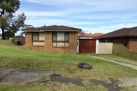 Property photo of 5 Biloolo Road Green Valley NSW 2168