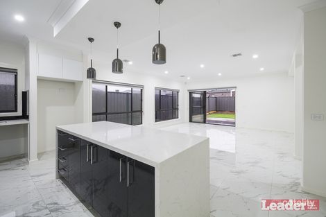 Property photo of 18 Arnaud Loop Wollert VIC 3750