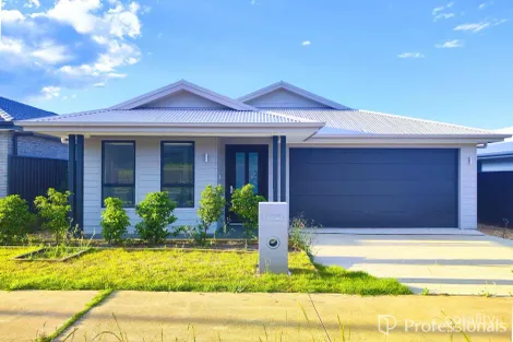 Property photo of 16 Walter Street Thirlmere NSW 2572