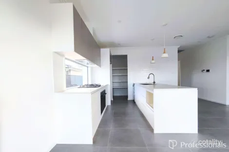 Property photo of 16 Walter Street Thirlmere NSW 2572