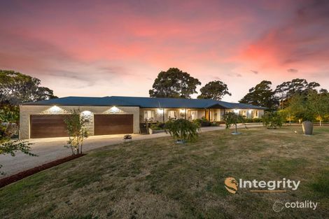 58 Edward Staff Dr, Kinglake, VIC 3763