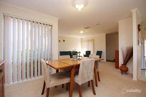 Property photo of 30 Pimelea Way Hillside VIC 3037