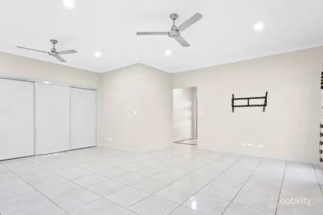 Property photo of 10 Burke And Wills Drive Gracemere QLD 4702