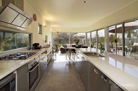 86 Wenvoe St, Devonport, TAS 7310