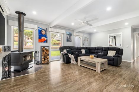 Property photo of 7 Wallace Way Mooroolbark VIC 3138