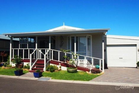 207/210-230 Windang Rd, Windang, NSW 2528