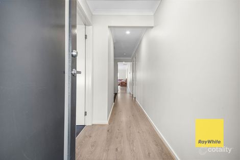Property photo of 9 Seed Avenue Truganina VIC 3029