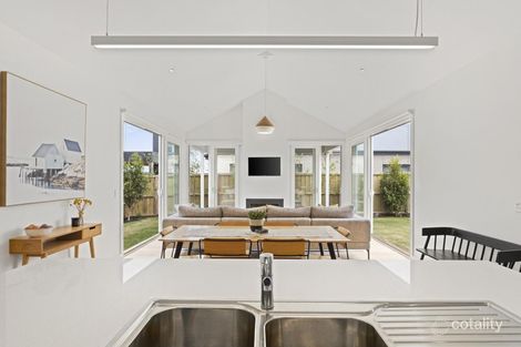 Property photo of 3 Clubhouse Drive Point Lonsdale VIC 3225
