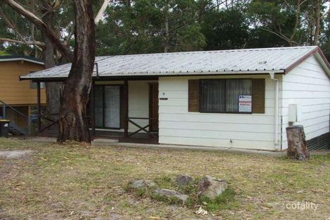Property photo of 9 Ross Avenue Narrawallee NSW 2539