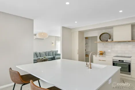 Property photo of 132 East Derwent Highway Lindisfarne TAS 7015