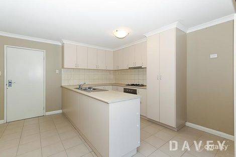 20c Ilumba Way, Nollamara, WA 6061