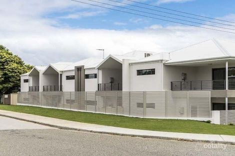 Property photo of 2/2 Scroop Way Spearwood WA 6163